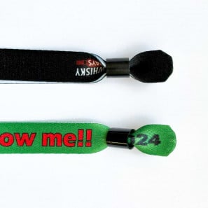 Bracelet tissu coupé spéciélisan