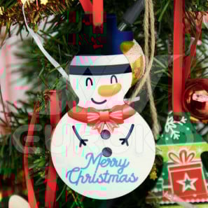 Décoration en bois de Noël de bonhomme de neige personnalisée