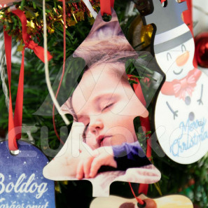 Décoration suspendue en forme de sapin de Noël